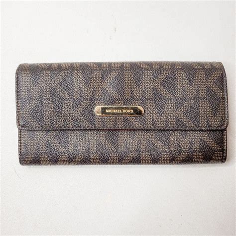 michael michael kors mk logo checkbook wallet|MICHAEL Michael Kors Signature Jet Set Item Checkbook Wallet .